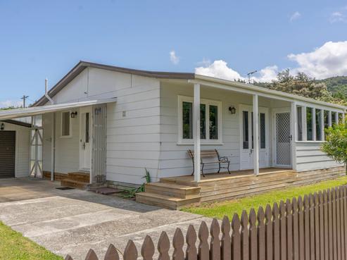 28 Renall Street, Featherston