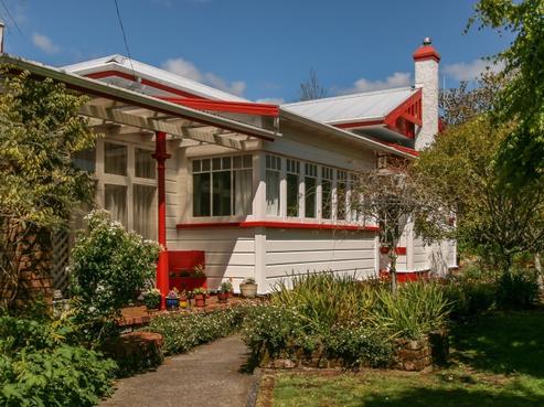 67 Pembroke Road, Stratford