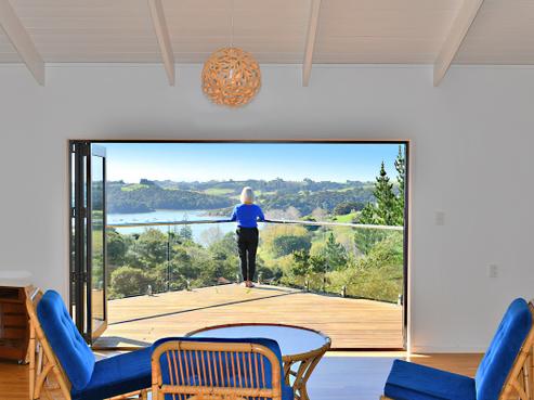 45 Brick Bay Drive, Sandspit