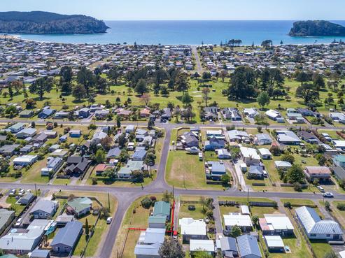 201 Tui Road, Whangamata