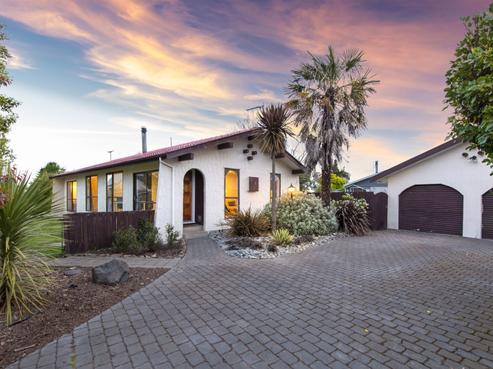 13A Main North Road, Woodend