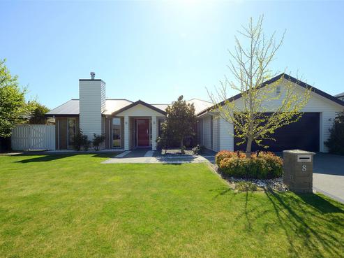 8 Donovan Place, Aidanfield