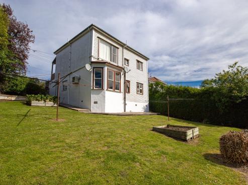 492 South Road, Calton Hill