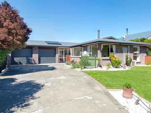 8 Gaylee Place, Redwoodtown