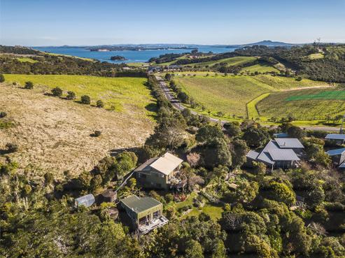 32 Church Bay Road, Waiheke Island