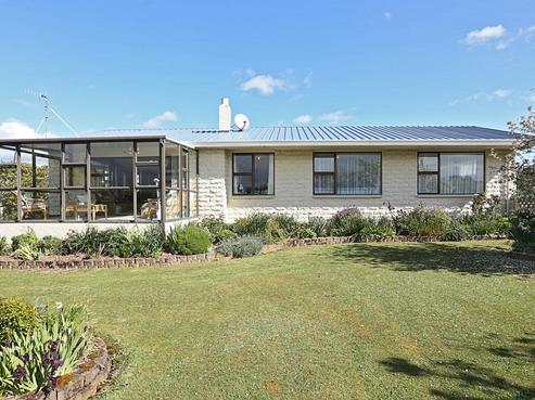 77 Flora Road East, Makarewa