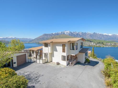 9 Sunset Lane, Queenstown Central