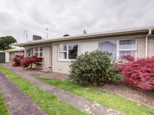 3 Parkdale Place, Glenview