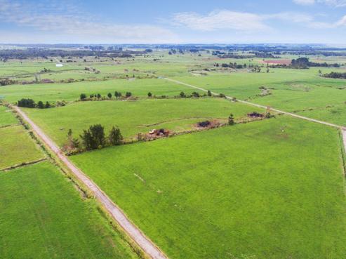 1384 Ihaia Road, Opunake