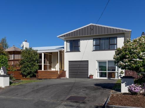 9 Alfred Sheat Street, Richmond