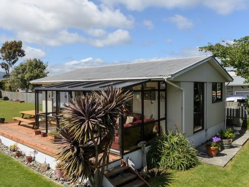 15 Winton Street, Paraparaumu Beach