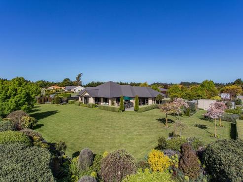 12 Teviotview Place, Amberley