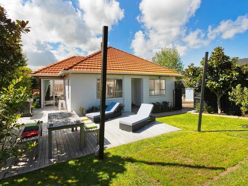 427 Point Chevalier Road, Point Chevalier