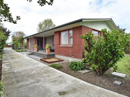 221 West Belt, Rangiora