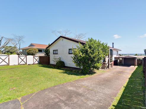 19 Greenstone Place, Clover Park