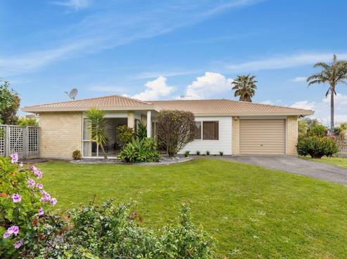 30 Lakeside Drive, Orewa