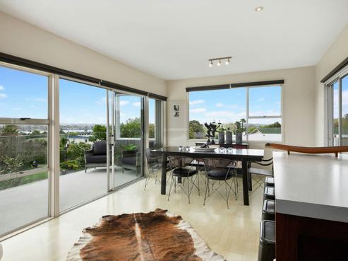 10 Tercel Place, Sunnyhills