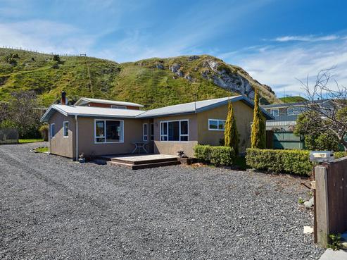 151 South Bay Parade, Kaikoura