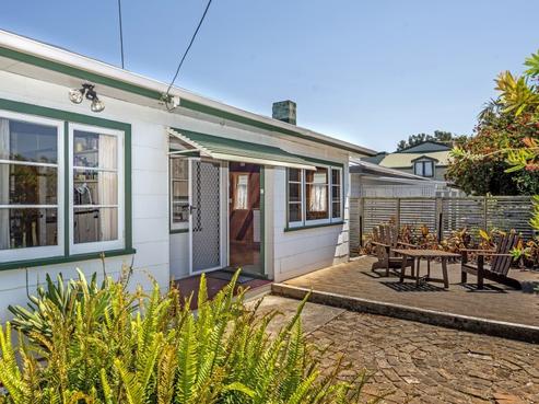 14 Lysnar Street, Okitu