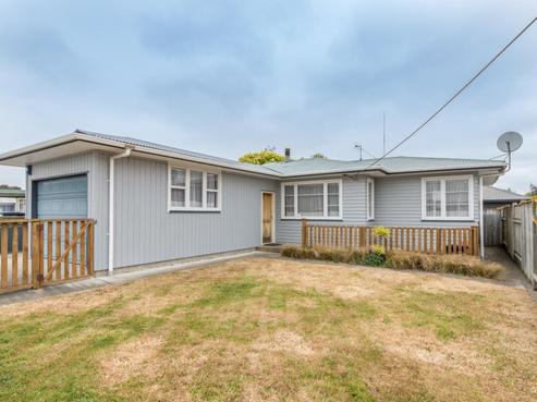 61 Fairs Road, Milson