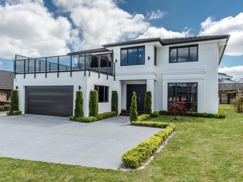 35 Heathfield Avenue, Huntington