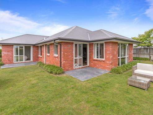 12 Cassidy Avenue, Lincoln