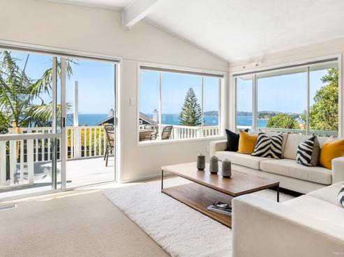1/170 Vipond Road, Stanmore Bay