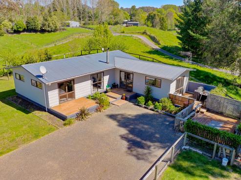 115 Hogg Road, Rotoma