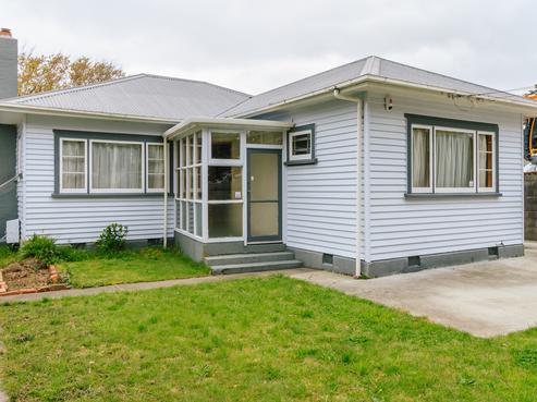 1/6 Pitt Street, Moera