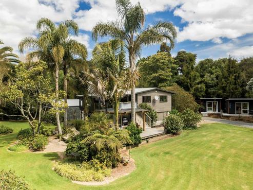 159 Ahuroa Road, Waipu