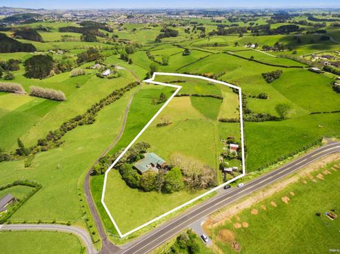 223 Runciman Road, Ramarama