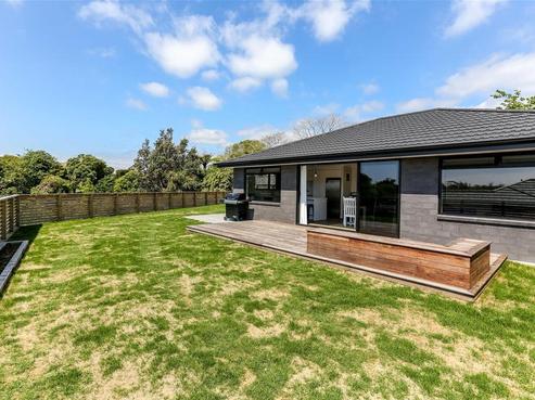 3 Greenridge Lane, Merrilands