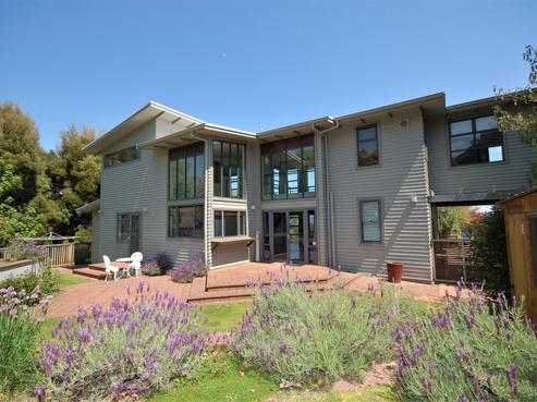 74 Ngauruhoe Street, Hilltop