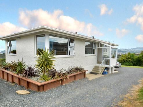 221A Highcliff Road, Shiel Hill
