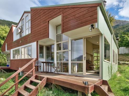 35B Watts Road, Fernhill/Sunshine Bay
