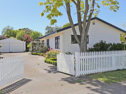 904 Outram Road, Akina