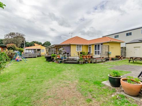 351 Kapiti Road, Paraparaumu Beach