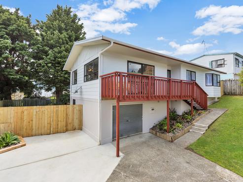 10B Logan Place, Kamo