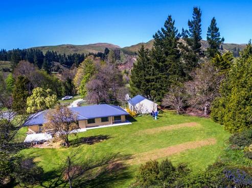2495 Inland Road, Lyford