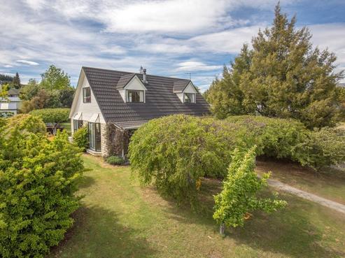 86 Hunter Crescent, Wanaka
