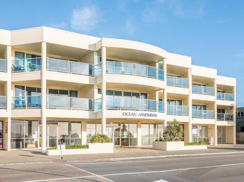 8/44 Marine Parade, Paraparaumu Beach