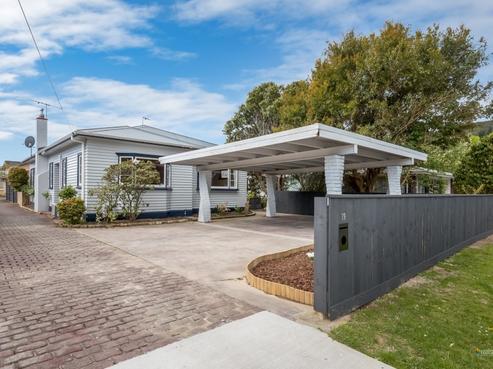 19 Rossiter Avenue, Waterloo