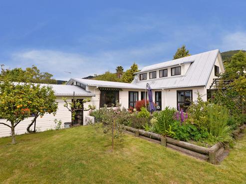 14 Milne Place, Richmond