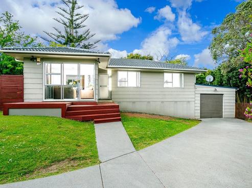 136 Waimumu Road, Massey