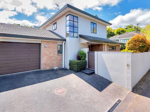 6A Queensway, Three Kings