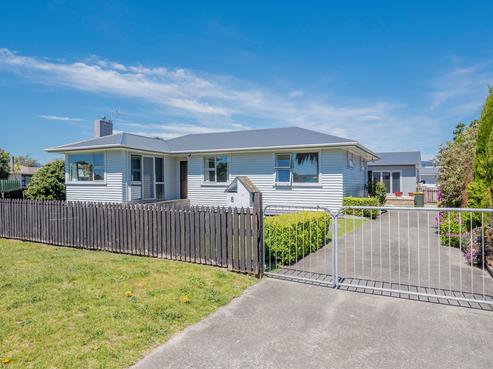 8 Hadfield Place, Paraparaumu Beach