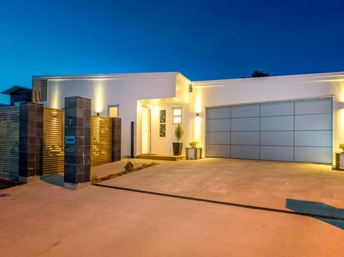 7 Petrel Close, Paraparaumu Beach