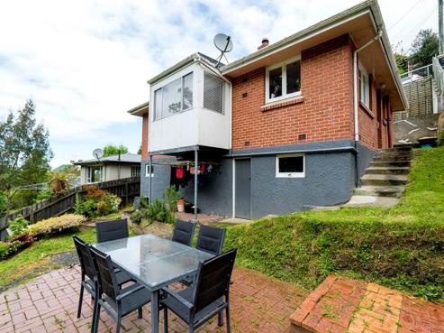 63 Glen Road, Mornington