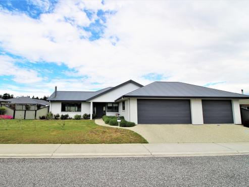 27 Briar Crescent, Alexandra