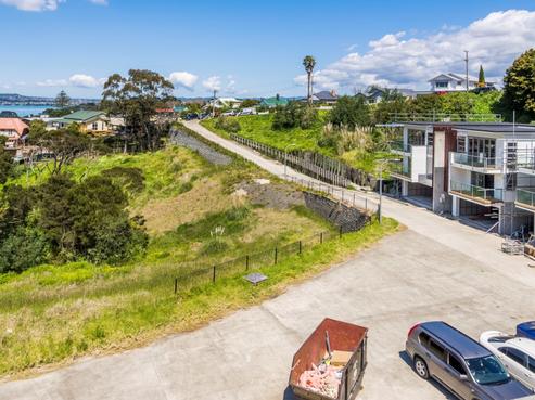 10A Huka Road, Birkenhead
